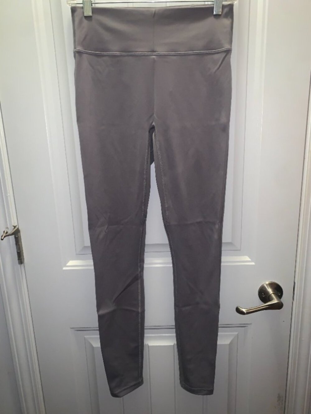 NWOT Motion 365 Gray Leggings by Fabletics